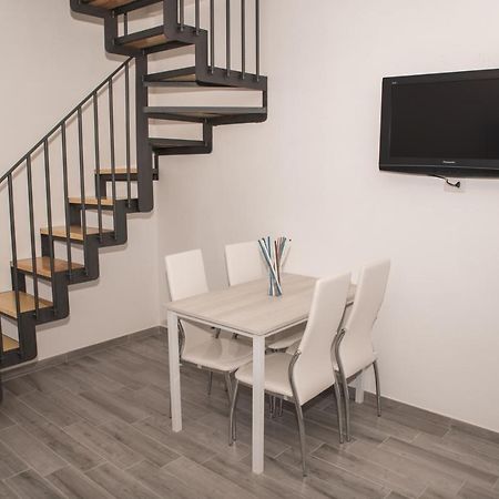 Casa Langellotti Smart Apartment Naples Luaran gambar